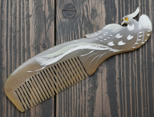 Peine de Cuerno de Vaca Natural Ecológico Antiestático para Masaje y Peinado, Hecho a Mano, Pulido, Herramienta de Alta Calidad para el Cuidado del Cabello - Product Image 2