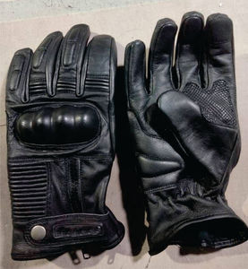 ถุงมือมอเตอร์ไซค์ ถุงมือขี่รถกันลมแบบกันความร้อน ดีไซน์ระบายอากาศได้ดี รองรับการใช้งานหน้าจอสัมผัส - Product Image 6