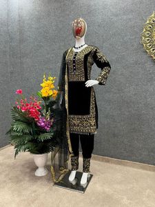 ชุดเดรสผ้ากำมะหยี่พิมพ์ลายด้านล่าง,ชุดสีดำสวยดูดีดีไซน์ใหม่สำหรับไปงานปาร์ตี้ - Product Image 2