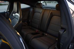 Mercedes-AMG C63 S Final Edition Coupé d'occasion haut de gamme 2023, environ 8 000 milles, V8 biturbo de 503 ch - Product Image 4