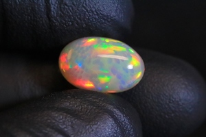 Impressionnant cabochon d'opale éthiopienne pierre de forme ovale polie lisse pierre précieuse d'opale éthiopienne idéale pour la fabrication de bijoux - Product Image 4