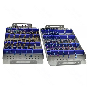 Base d'instruments chirurgicaux en acier inoxydable de rétracteur cervical de ceinture noire de titane de haute qualité approuvée par ISO supérieure - Product Image 2