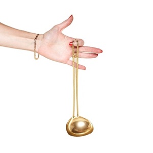 Cuillère de mariage en acier inoxydable de couleur or de l'Inde, parfaite pour les accessoires de cuisine de table à manger à la maison - Product Image 1