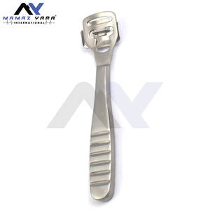 Rasoir pour pieds de haute qualité coupe-callosités avec poignée en acier inoxydable dissolvant de peau dure pour pieds lisses et doux - Product Image 5