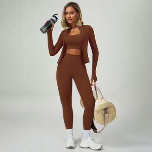 Conjunto Deportivo de 2 Piezas para Mujer Talla Grande: Leggings de Yoga de Cintura Media y Sujetador Deportivo - Ropa Deportiva Transpirable que Absorbe la Humedad - Product Image 5