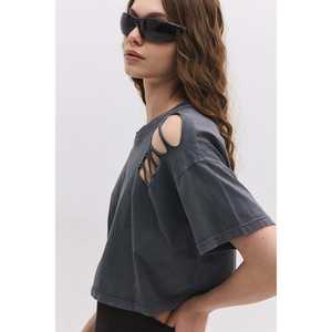 T-shirt court décontracté pour femme avec épaules découpées, 100 % coton respirant, motif animé, tailles XS-XL - Product Image 4