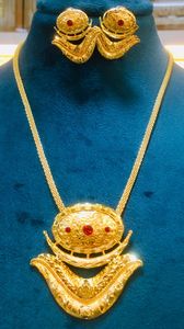 El mejor micro anillo de dedo de oro del fabricante indio para mujer, conjunto de collar de perlas para regalos, la mejor compra a granel en EE. UU., Europa y África - Product Image 5