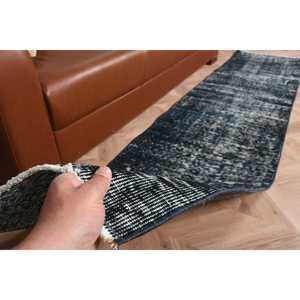 Tapis turc vintage 2x9,4 pieds, tapis oriental en laine noire - Product Image 5