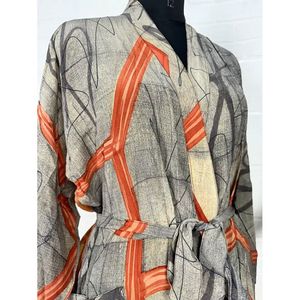 Kimono Vintage de Crepé de Seda, Ligero y Lujoso, Bata Suave y Cómoda, Regalo Perfecto para Ella, Bata de Baño Tejida Simple de Talla Grande - Product Image 4