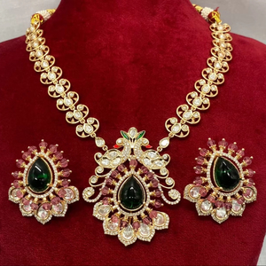 สร้อยคอและต่างหูทองเหลือง Kundan คุณภาพสูงประดับเพชรแบบอเมริกันเหมาะสำหรับงานแต่งงาน - Product Image 1