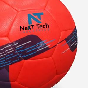 Pelota profesional de Next Tech cosida a mano con diseño personalizado y logotipo personalizado - Product Image 3