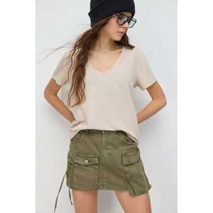 เสื้อเบลาส์คอวี บลูซชิมเมอร์ ผ้าตุรกี แขนสั้น ทรงลำลอง ใส่สบาย 100% โพลีเอสเตอร์ - Product Image 5