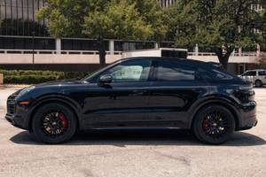 Certificado usado 2021 Porsche Cayyenne GTS Coupe Twin-Turbo V8, AWD - Product Image 5