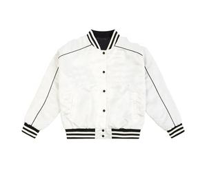 Veste universitaire en satin de qualité supérieure pour femme, grande taille, avec boutons-pression, logo personnalisé, vêtement de sport, veste universitaire courte en satin pour femme - Product Image 3