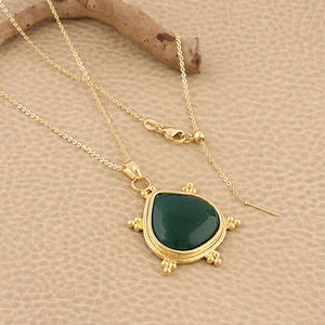 Collar con colgante de ónice verde en forma de corazón de buena calidad, diseño con cuentas, chapado en oro de 18k, joyería bohemia para mujer. - Product Image 2