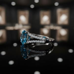 Bague de fiançailles en argent sterling 925, sertie à griffes, avec topaze bleue naturelle de style vintage chrétien, taille brillant, fabrication artisanale, certifiée par un tiers - Product Image 4