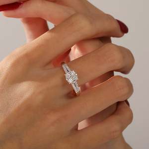 Jeulia Olivetta Round Gemstone Ring with Split Shank-18K Fashion Wedding Ring Invisible Setting Tarnish Free - Product Image 6