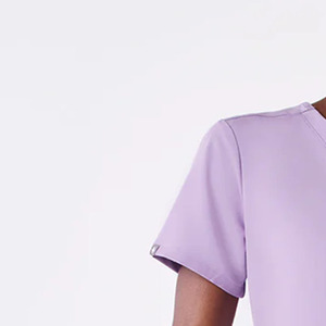 Calidad superior mujeres Hospital Enfermeras Scrubs Venta al por mayor todos los colores y tamaños disponibles fácil de usar Hecho con poliéster - Product Image 5