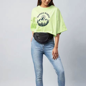 เสื้อยืดครอปแขนสั้นคอกลมพิมพ์ลายวันเดอร์วูแมนสำหรับผู้หญิง ผ้าฝ้าย 100% ใส่สบายทุกฤดูกาล น้ำหนัก 220 กรัม - Product Image 3