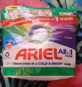 Detergente Ariel en Cápsulas Todo en Uno Desechable al por Mayor, Distribución Rápida para Ropa de Cocina, Opciones en Polvo y Gel - Product Image 3