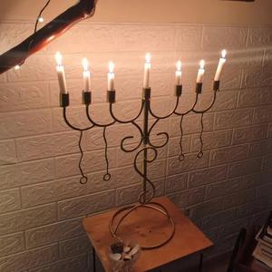 Porte-bougie décoratif en fonte d'aluminium abordable pour le salon, la table à manger et la décoration de la maison pour les festivals et les hôtels, prix de gros - Product Image 4