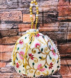 Femmes fantaisie simple face floral travail potli pour minou partie pooja et fonction cherche pour mariage et autre fête - Product Image 2