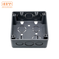 Boîte de sortie électrique carrée en PVC non métallique de 4 pouces avec indice de protection IP55, durable pour l'installation de prises et de commutateurs