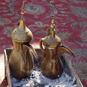 El modelo de utensilios de cocina de hervidor de agua caliente para casa de muñecas Mini accesorio de juguete para comida de juego - Product Image 1