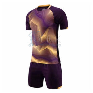 Nuevo diseño personalizado para hombres venta al por mayor Pakistán hecho 100% poliéster secado rápido ligero transpirable entrenamiento ropa deportiva fútbol - Product Image 1