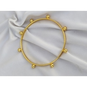 Bracelets classiques en laiton plaqué or faits à la main - Product Image 2