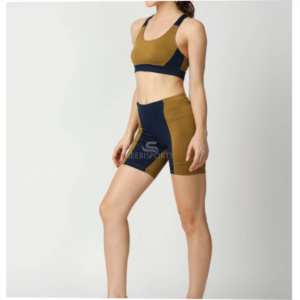 Nuevo diseño completo personalizable mejor calidad sin mangas mujeres yoga desgaste conjunto con pantalones cortos transpirable gimnasio conjunto para mujeres con OEM - Product Image 3