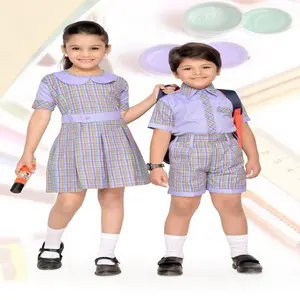 最新デザイン魅力的なスタイル夏ユニセックス子供小学校制服カスタマイズロゴ付き