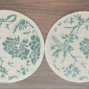 ผ้าปูโต๊ะลูกปัด - Product Image 1