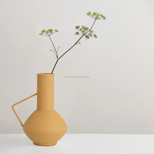 Jarrones de flores amarillos mate con aspecto de Asa maceta floral para decoración de piso y mesa hogar y jardín - Product Image 2