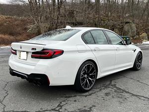 Offre promotionnelle : BMW M5 Competition Package 2023 d'occasion, faible kilométrage - Product Image 2