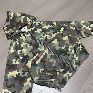 Personalizada de peso pesado de algodón Vintage Impresión de camuflaje caza Cargo Boxy recortada Zip up Hoodie hombres - Product Image 6