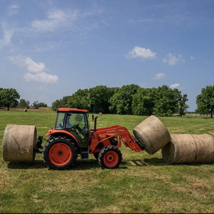 TRACTOR AGRÍCOLA DIÉSEL 4WD SERIE M4 DE KUBOTA USADO |   Tractor Agrícola Utilitario M4D-061 M4-071 M4D-071 de 65HP 72HP con Cargador - Product Image 3