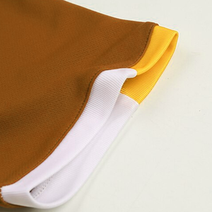 ชุดฟุตบอลคอกลมผ้าโพลีเอสเตอร์ระบายอากาศได้ดีแห้งเร็ว100% - Product Image 3