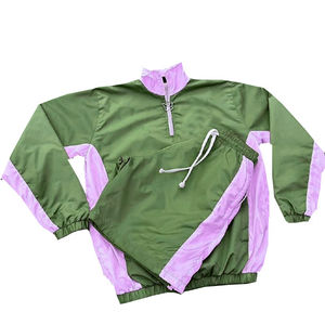 Ensemble Short Coupe-Vent pour Homme Taille Plus Logo Personnalisé Ensemble Short Deux Pièces Polyester Streetwear Veste Nylon Survêtement pour Homme - Product Image 1