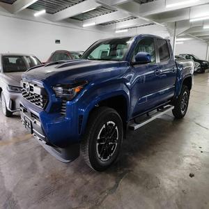 Automático Toyota Tacoma bastante usado Venta caliente Mejor precio Unidad de mano izquierda y derecha Envío rápido Venta al por mayor disponible - Product Image 5