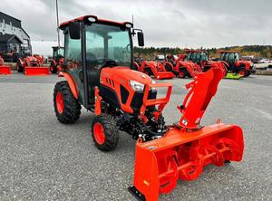 Tracteur à roues Kubota 75 CV avec composants essentiels pour une utilisation agricole. - Product Image 4