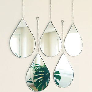 กระจกติดผนังรูปหยดน้ำตาสำหรับตกแต่งภายในกระจกเซลฟี่แบบแขวนกรอบโลหะกระจกเน้นเสียงแบบเรียบง่ายคุณภาพสูง - Product Image 1