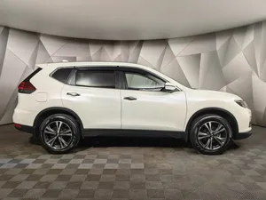 2021 X-Trail III รุ่นปรับโฉม ไมล์น้อย เครื่องยนต์สมบูรณ์ ระบบเกียร์อัตโนมัติ หลังคาพาโนรามา ไฟหน้า LED - Product Image 3