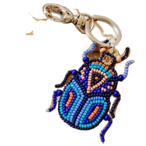 Belle main faite élégant nouveau look perlé oiseau porte-clés voiture porte-clés et autres types porte-clés conception de broderie à la main - Product Image 2