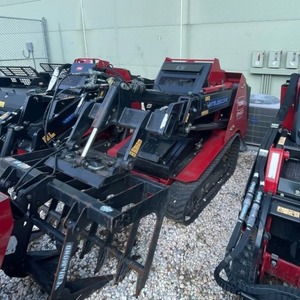Chargeuse compacte sur chenilles Toro TX1300 Diesel, mini-chargeuse frontale sur chenilles, moment de charge élevé, godet de 0,45 m³ pour l'agriculture - Product Image 2