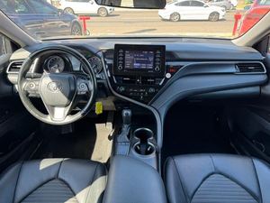 Camry XLE 2023 Usado, Tracción Delantera, Volante a la Izquierda, Emisión Euro III, 5 Asientos - Product Image 3