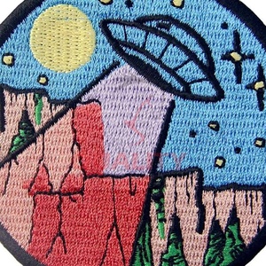 Latest Design Hot Selling Handmade Embroidered Badges Professional Custom Style Embroidery Garment Patches Wholesale Customized - Product Image 2