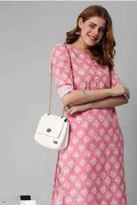 Precioso Kurti de algodón puro con pantalón Diseño de uso regular de Surat Impreso Trabajo Nueva variedad para ropa india y pakistaní - Product Image 2