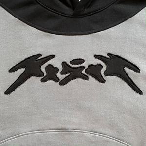 Sweat à capuche oversize streetwear patchwork, panneau contrasté, polaire épais, pull rétro, logo 3D, sweat à capuche unisexe tendance - Product Image 5