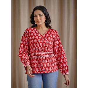 Top Corto Informal Rojo de Algodón con Estampado a Mano, Cintura Imperio, Diseño Transpirable - Product Image 6